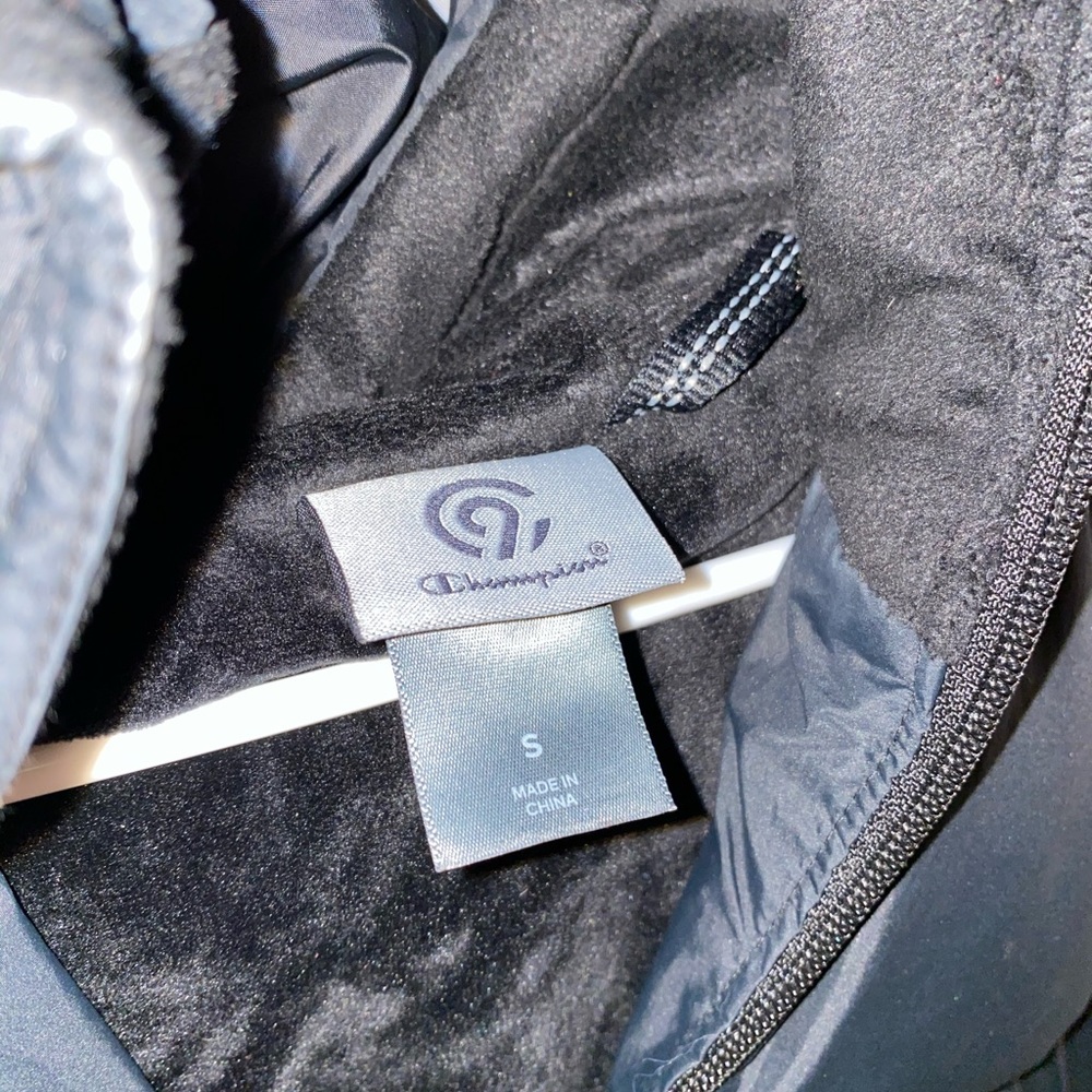 Champion Puffy Jacket